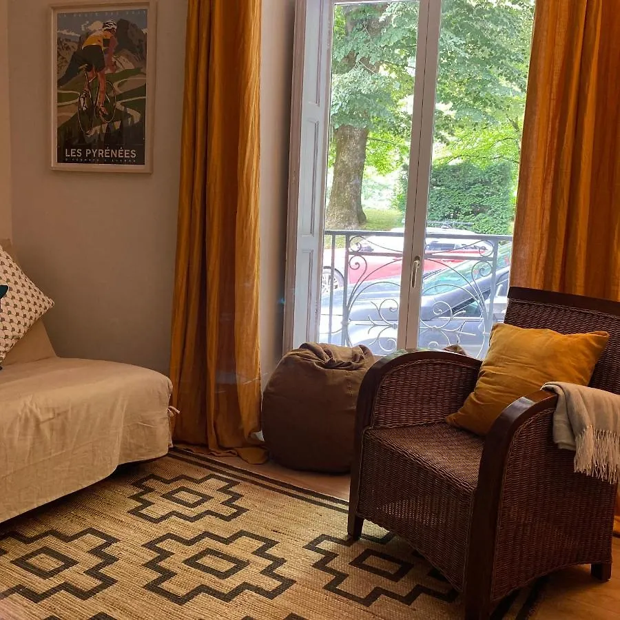 Bagnères-de-Luchon Fantastic Ground Floor Apartment Opposite Thermes 0*,