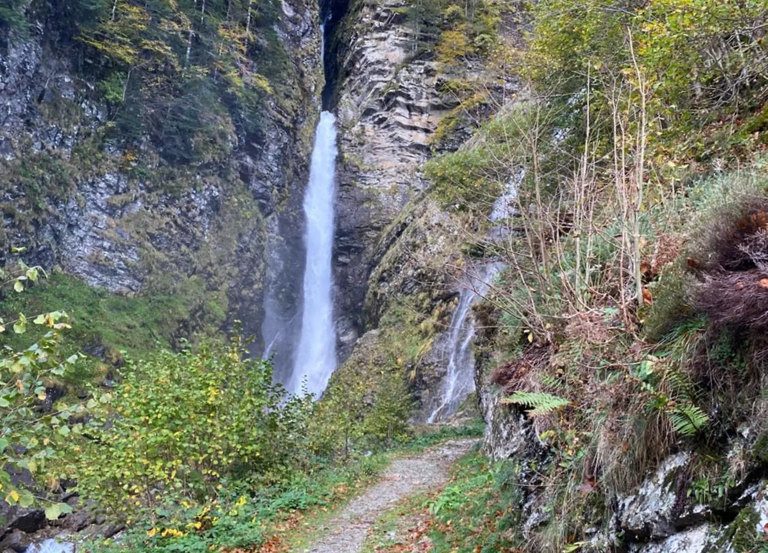 Bagnères-de-Luchon Fantastic Ground Floor Apartment Opposite Thermes צרפת